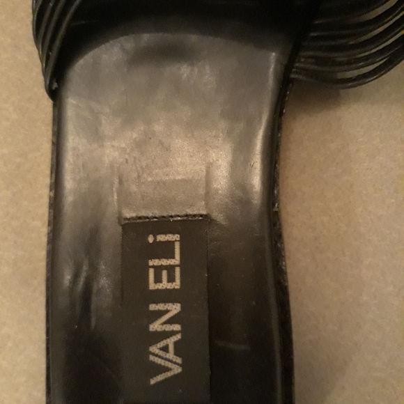GOTTA GO! Beautiful vaneli black women's flat shoes NEW (other) - Picture 3 of 4